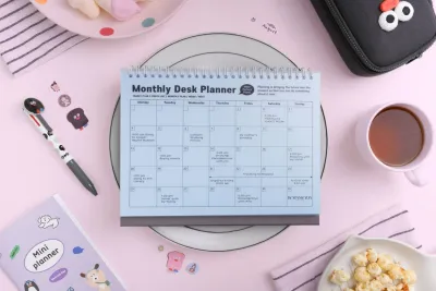Ropamoda สมุดแพลนเนอร์เกาหลีแบบตั้งโต๊ะ Month Desk Planner (85025)