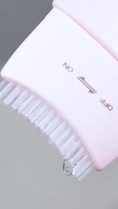 BUY 1 TAKE 1 SHAPING HAIR GEL WITH STYLING COMB Suitable for men women and children Easy to use