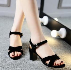 YM-T32 Heels Tahu/Kotak Wanita