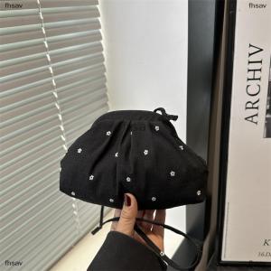 [COD] fhsav 1ชิ้นกระเป๋าแฟชั่นสะพายข้างแบบเรียบง่ายในเมืองสำหรับฤดูร้อนกระเป๋าสะพายไหล่สายเดียวพิมพ์ลายจุดเล็กๆสไตล์เกาหลีหวานๆ