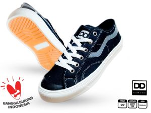 Sepatu Pria New Public Low Black Natural  Glow In The Flash  Terbaru DM 8808 Brand Damond Ventela