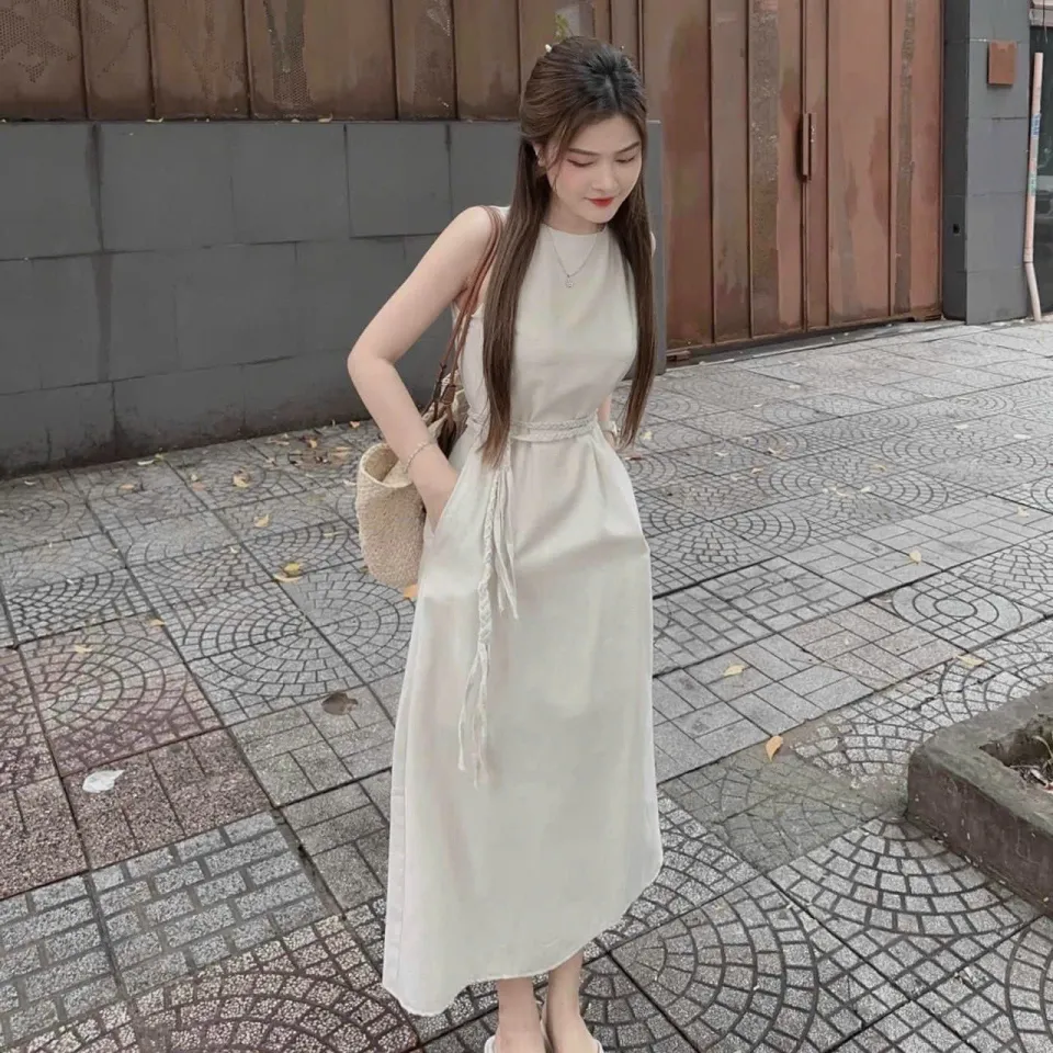 Váy Maxi Dáng Dài CARDINA Chất Lanh Nhung Cổ Vuông Nhật Bản Cao Cấp, Trẻ  Trung, Nhẹ Nhàng 1V7 - Đầm maxi | ThờiTrangNữ.vn