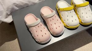 WomenS Summer Outdoor New Soft Sole Simple Fashion Clogs Beach Closed-Toe Sandals