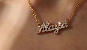 Qitian Custom Family Multiple Names Iced Out Necklace Personalized Blingbling Stainless Steel Rhinestones Gift For Women Jewelry