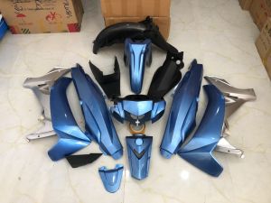 Dàn áo sirius màu xanh kendy phối bạc kèm tem đi ốp đẩu si hello/ dè Fi chế. Hàng 1/1. chuẩn bảo hành nước sơn.