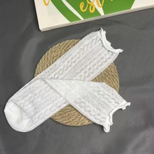 🧦KAK SHOPZ🧦ถุงเท้าลูกไม้สีขาวสำหรับผู้หญิง ถุงเท้าน่องกลางฤดูใบไม้ผลิและฤดูร้อน ถุงเท้าขอบเชื้อรา jk สีทึบบาง น่ารักและหลากหลาย