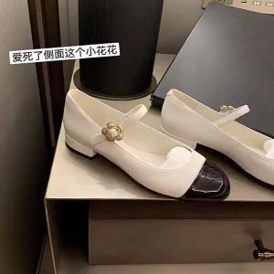 Giá khuyến mãi [sheii Su Yinyin. ] Cô gái Mary ~ Giày Mary Jane gót dày có dây đeo khóa hoa trà phong cách cho phụ nữ