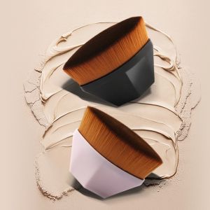 Bonny Vic No 55 Magic Foundation Brush 55