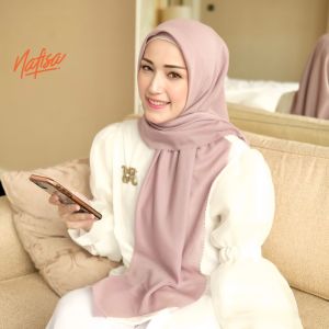 Nafisa Scarf Haraa Voal Premium - Scarf Xraa Jilbab Segiempat Lasercut
