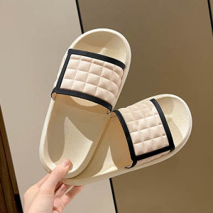 LHSunday นิวส์ รองเท้าแตะแบบสวม พื้นยางนิ่ม ใส่สบายเท้าพื้นกว้าง ต้องตำแล้ววิ🌈 รองเท้าแตะแฟชั่น พื้นฟูนุ่ม ใส่ทำงานหรือเที่ยวก็ปังสุดๆ💗