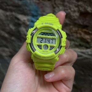 Watchhiend นาฬิกาข้อมือแฟชั่นพาสเทล ระบบดิจิตอล หน้าปัดขนาด 32 มม. มีไฟ จับเวลา ตั้งปลุก มีวันที่ เดือนปี สวมใส่สบาย