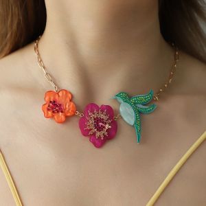 VB45D Insects Acrylic Flower Necklace Butterfly Bird Flower Clavicle Chain Temperament Alloy Colorful Rhinestone Necklace Women