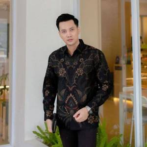 KEMEJA BATIK -BATIK PRIA PAKAIAN PRIA  KEMEJA KEMEJA FORMAL KEMEJA PRIA LENGAN PANJANG