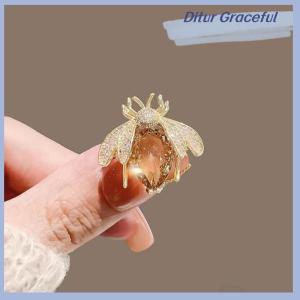 Ditur Fashion Rhinestone Bee Shaped Brooches For Women Clothing Coat Jewelry Accessories Gifts