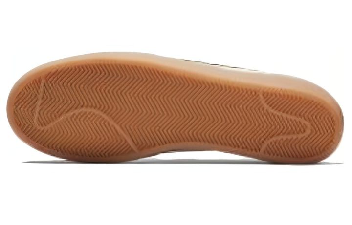 Nike%20Killshot%202%20'White%20Green%20Gum'%20Women's%20-%20FZ5630-104%20New%20Authentic%20-%20Image%205