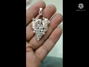 Liontin Angur Permata Tempahan Mirip Seperti Asli