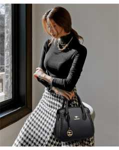 Murah Berkualitas!! Tas Tangan Wanita Kulit Kualitas Tinggi Desainer Mewah Desain Rumbai Fashion Tas Kurir Bahu Wanita Baru 2022 Bolso Mujer