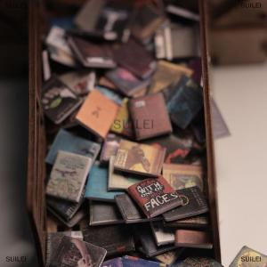 [COD] PkYeG หนังสือบ้านตุ๊กตาขนาดเล็ก200ชิ้นอุปกรณ์เสริมชั้นหนังสือความวิตกกังวลอุปกรณ์เสริมหนังสือขนาดเล็กสำหรับตกแต่งบ้านตุ๊กตาขนาดเล็ก