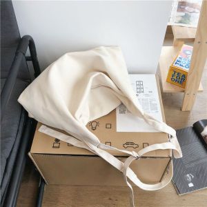 Large-capacity Yoga Bag Messenger Bag Retro Canvas Bag