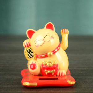 Dashboard Mobil Solar Maneki Neko Lucky Cat Boneka Kucing Hoki Kucing Solar