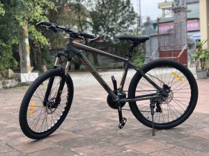 ( Free ship toàn quốc )xe đạp thể thao địa hình KHUNG NHÔM không mối hàn - Phanh Dầu Thống Nhất mã SLX 26-01 cỡ xe 26 inch phù hợp với chiều cao từ 1m55 trở lên - HÀNG CHÍNH HÃNG - PHIÊN BẢN CAO CẤP ( Tặng thêm 1 bộ chắn bùn và 1 đèn liền còi cao cấp )