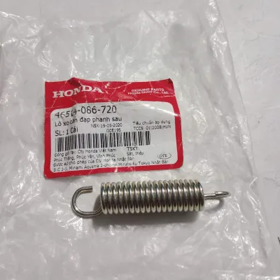 Lò xo đạp thắng Dream zin chính hãng Honda / lò xo đạp phanh sau Super Dream