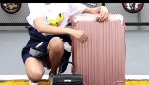 20/24/28“ Luggage Suitcase Lightweight Luggage Travel Bag Conner Reinforced Suitcase w/ Hanging Kits