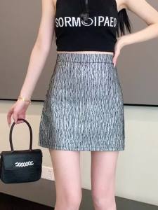 Ammin phong cách hàn quốc in hình học Chân váy nữ 2024 Xuân/hè A-line cạp cao chống trượt thanh lịch thời trang lụa sáng màu quấn hông