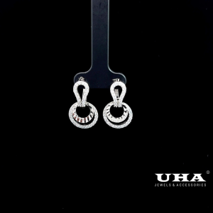 B1605 Bông tai nữ thiết kế sang trọng đính đá sáng lấp lánh UHA