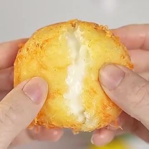 240g 巧克力海苔肉松爆浆小贝 Chocolate Seaweed Popped Scallop Bread Breakfast Pastry