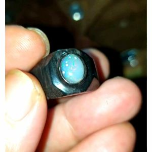 Batu Kalimaya Kristal Banten: Mengenal Ring Tanduk Hitam Ukuran 7/8