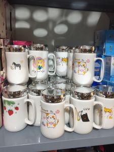 Ly sứ nắp gương soi nhiều hình
