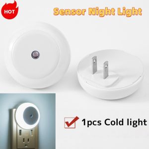 Plug-In Light-Controlled Sensor Smart Night Light LED Dusk-To-Dawn Night Lamp For Bedroom Hallway Bathroom Stair