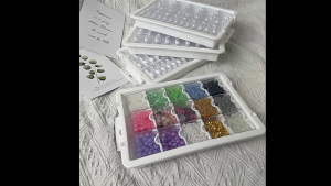 Fashionable Bead Divider Case Home Decoration with Snaps Tight Closure for Bracelet Weaving and Crafting Projects