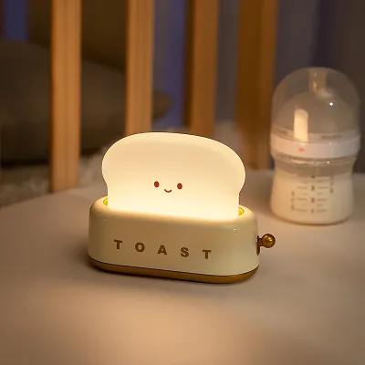 Super Cute Toast Night Light for Kids USB Rechargeable and brightness adjustable 可爱吐司小夜灯 USB充电 亮度可调节