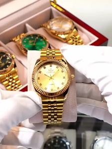 FCCHENXI Men Women Golden Silver Classic Quartz Fashion Watch Female Elegant Clock Luxury Gift Fashion couple watch Watches Ladies Waterproof Wristwatch