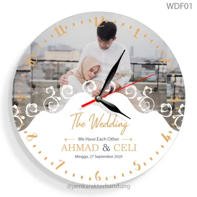 Jam Dinding Custom Hadiah Pernikahan Kado Nikah Wedding Foto Nama wdf01