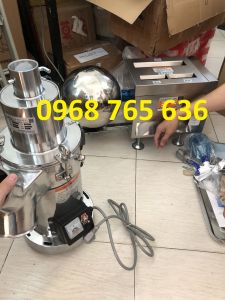 Máy xay nghiền củ tam thất trầm hương thành bột DF25 công suất 3kw dạng 6 búa đập liên hoàn