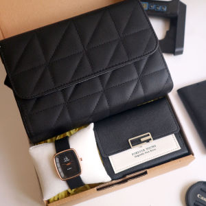 Kado Anniversary Pacar Cewek Hadiah Ulang Tahun Kelulusan Wisuda Hampers Wedding Pernikahan