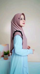 Jilbab Hijab Kerudung Bergo Krudung Wanita Dewasa Jersey Instan Terbaru New Terlaris Terkini Modern Kekinian Murah Viral 2022 Arrafi AR 686 Adem Mudah Di Bentuk Cantik Non Pet Tali Belakang Bahan Stella Ori Premium Cantik Bayar Di Tempat COD Gratis Ongkir
