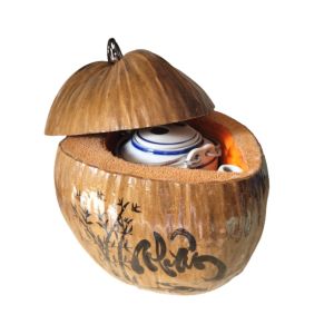 Bộ bình ủ trà trái dừa khắc chữ "Nhân" / Bình trà 04 - 09 lít / Giữ ấm 3 - 6 giờ / Sản phẩm sản xuất thủ công trứ danh xứ dừa Bến Tre