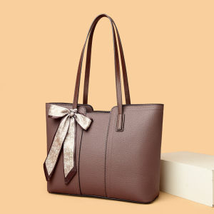 Womens Commuting Style Bag Soft Leather Elegant and Stylish Large Capacity Womens Crossbody Basket Handbag Dropshipping Available