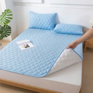 100% Waterproof Quilted Mattress Cover Bed Cover with Elastic Bands in the 4 Corners Mattress Pad Breathable & Comfortable