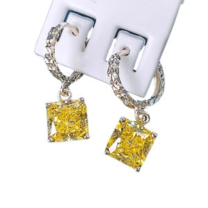 Bông tai nữ đá Thạch Anh Nam Phi màu vàng size viên chủ 7.2 li kiểu vuông lấp lánh sang trọng os25402F Hoa Minh Gem