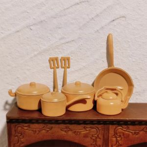 LIAND กระทะทอดกระทะ เครื่องครัวบ้านตุ๊กตา เครื่องใช้ในครัว กาต้มน้ำพลั่ว อุปกรณ์ทำอาหารตุ๊กตา ของเล่นเด็กเล่น การเล่นบ้าน หม้ออุณหภูมิขนาดเล็ก ฉากขนาดเล็กมาก