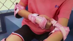 7PCS Kids Helmet Knee Elbow Wrist Pad Set Protective Gear for Bike Scooter Skateboard Age 3-10