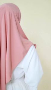 Jilbab Hijab Wanita Dewasa Terbaru 2022: Desain Modern & Bahan Stella Premium