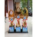 Trophy Piala Lomba Juara 1 2 3 Set Free Desain Stiker + Hiasan Pita. 