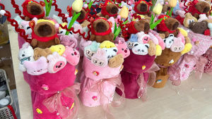 Hàng Loại 1 To - Bó Hoa Nhồi Bông Hình Chú Gấu Dễ Thương Gấu Dâu Gấu Lotso Dùng Làm Quà Tặng 20/10 Cao Cấp