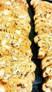 (250GR) BÁNH BISCOTTI NGUYÊN CÁM KHÔNG ĐƯỜNG ĂN VẶT LÀNH MẠNH CHO MẸ BẦU NGƯỜI ĂN KIÊNG GIẢM CÂN ĂN HEALTHY LÀNH MẠNH HẠT MÁC CA HẠT ĐIỀU BÍ XANH HẠT HƯỚNG DƯƠNG VIỆT QUẤT NHO KHÔ... HealthyFood3B healthyfood anvatlanhmanh ngucoc granola